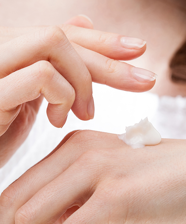 Как увлажнить сухую кожу рук — крем для рук с мочевиной — EVO Laboratoires