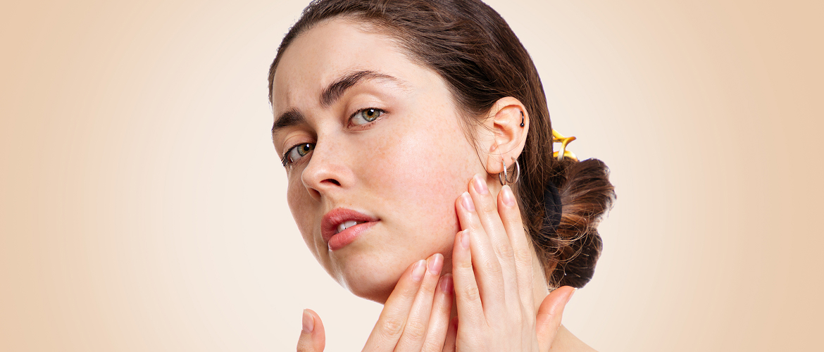 Когда кожа просит заботы: как справиться с шелушением лица